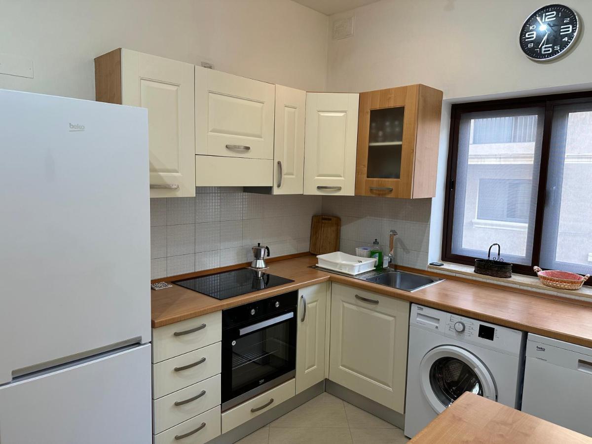 Ewa Apt - 3-Bedrooms Apt Near Sliema - St Julians Seafront Gzira Exterior foto